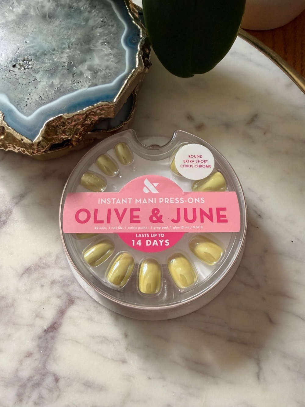 Olive & June Citrus Chrome Round Extra Short Press On Nails